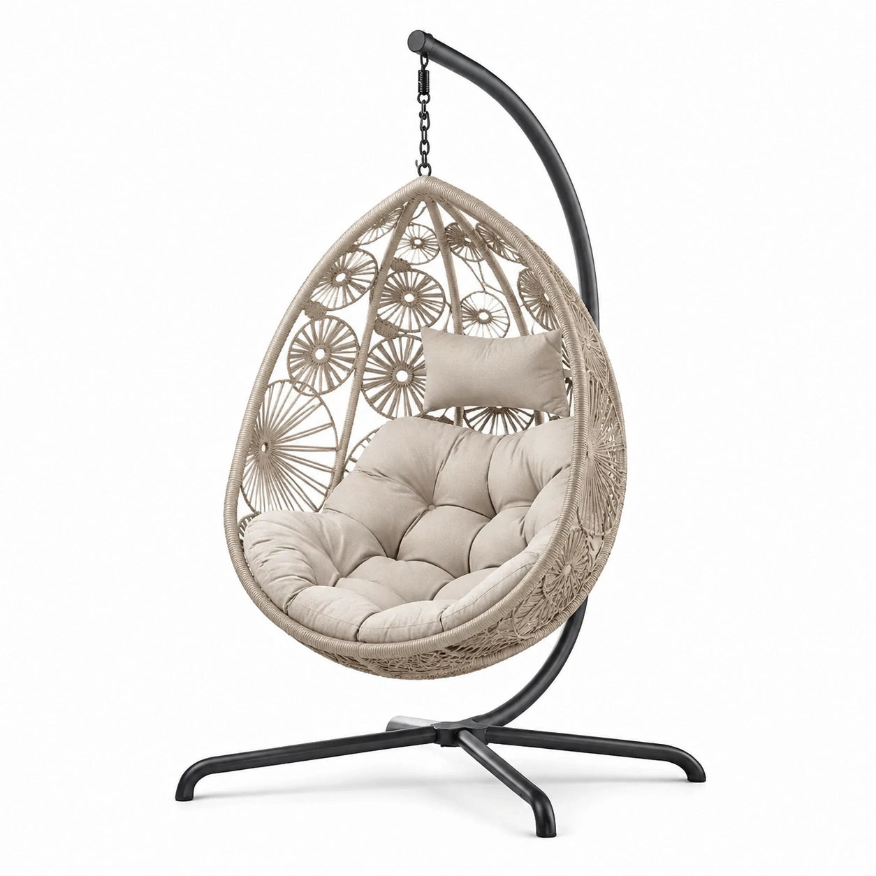 Poltrona sospesa in rattan e metallo con cuscino in poliestere beige
