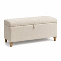 Panca in tessuto bouclé crema con gambe in legno